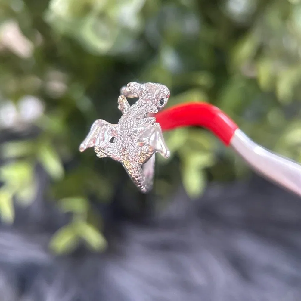 Silver Baby Dragon Black Eyes Ring‎